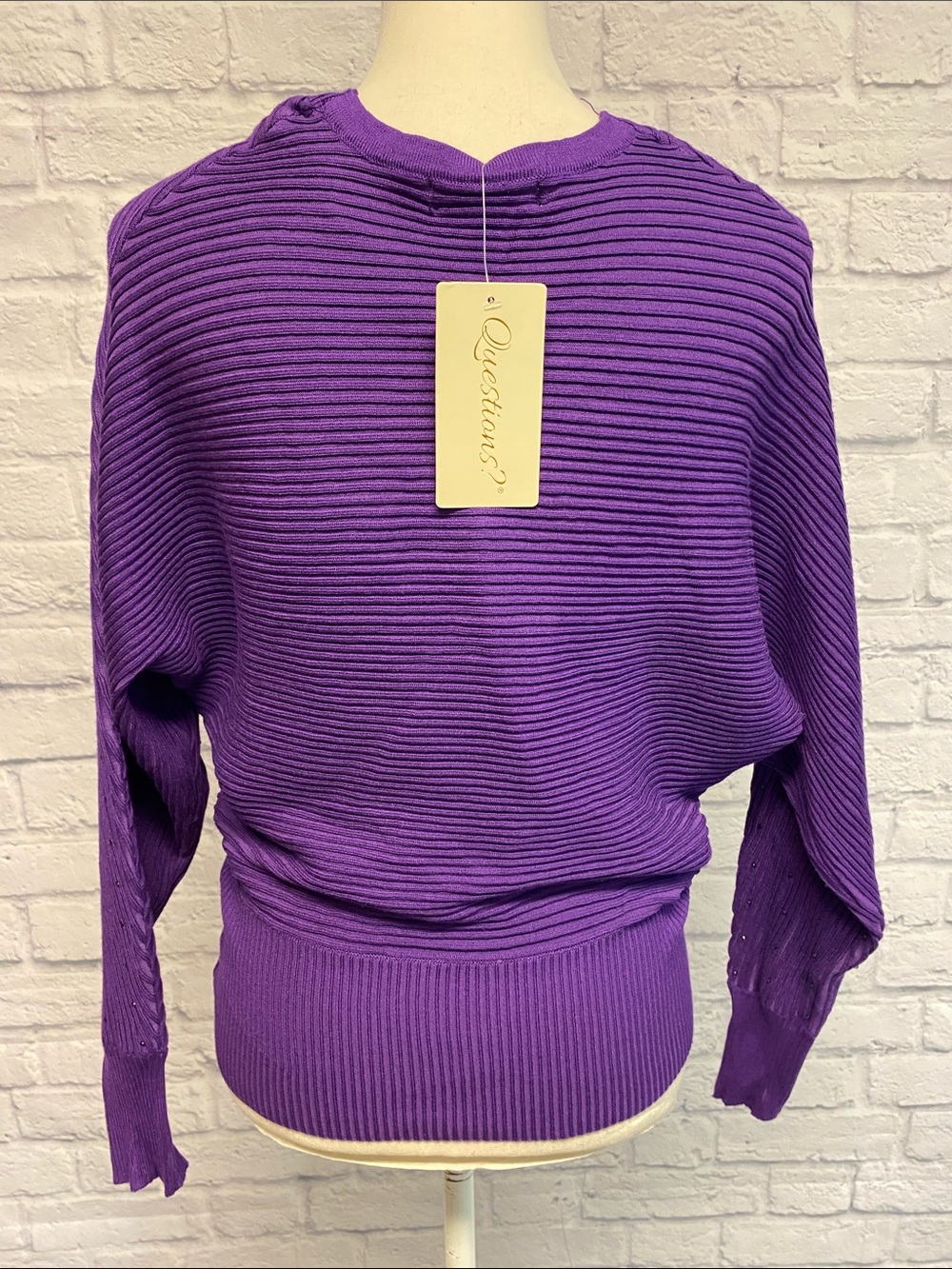 Questions Faux Wrap Ribbed V-Neck Rhinestone Sweater Size Small - Picture 6 of 7